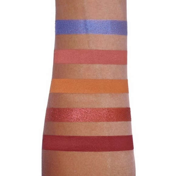 BNIB Illuminati x Isa Glam Pallete - Picture 4 of 5